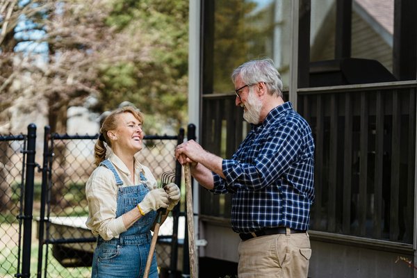 How do dietary supplements impact health and well-being in the UK population?